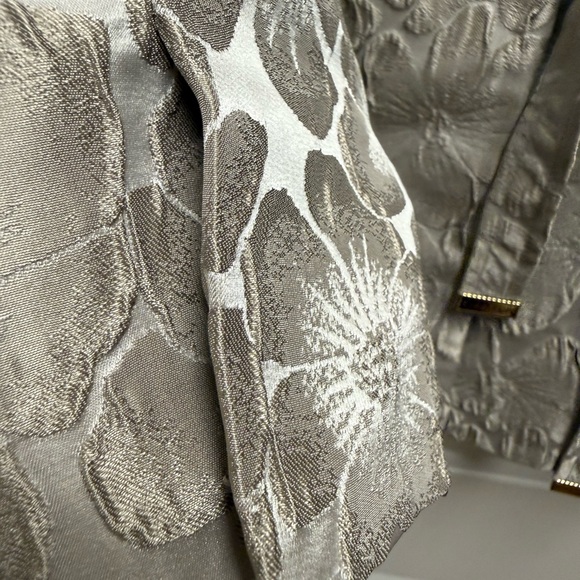 Calvin Klein Women's Dress Coat silver Silver Ties On Side Size 4 EUC Beautiful - Picture 9 of 15